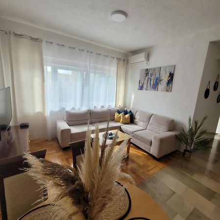 Apartman Natasa Trebinje Buitenkant foto