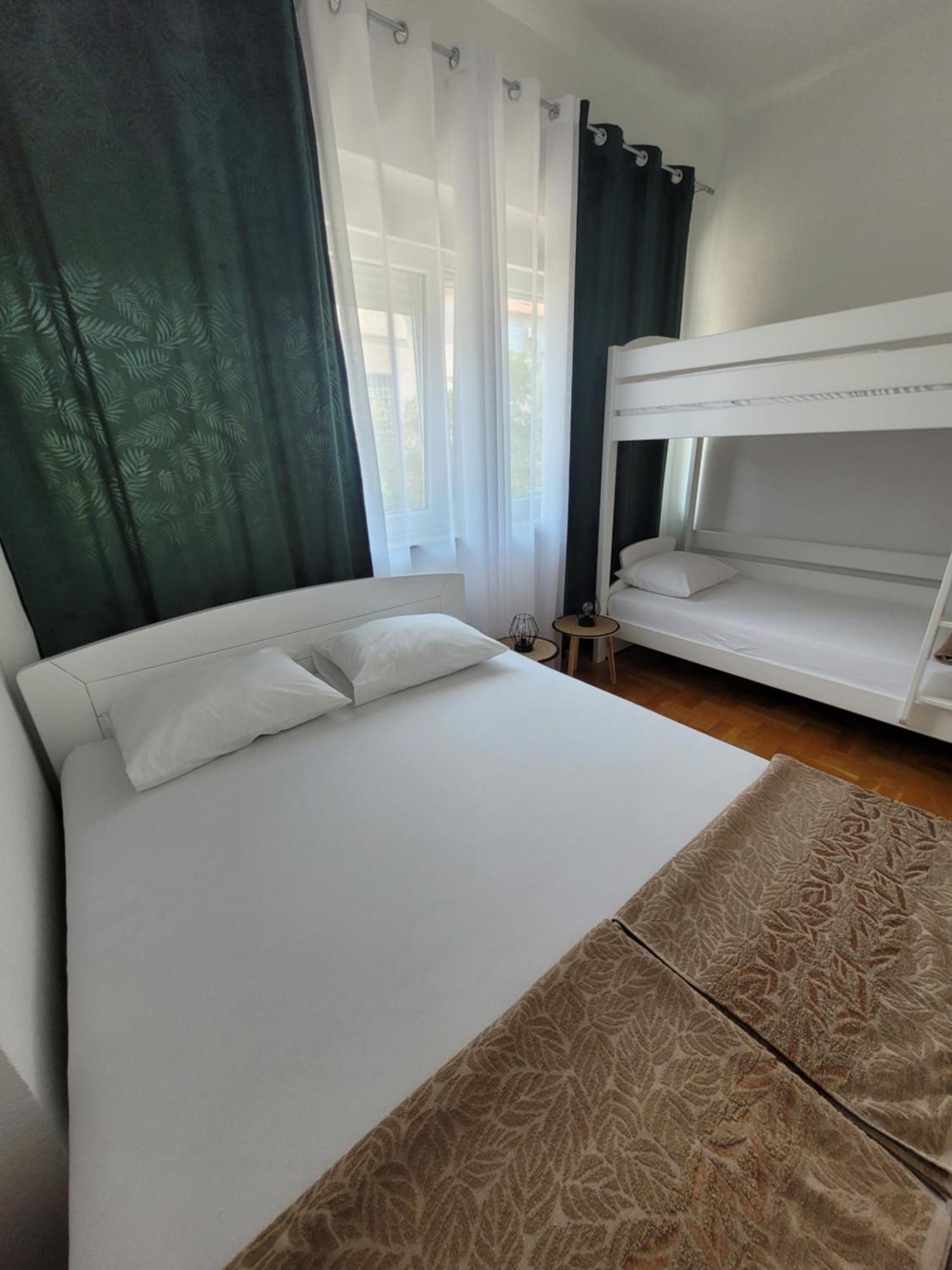 Apartman Natasa Trebinje Buitenkant foto